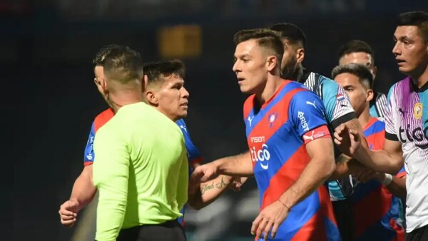 Cerro Porteño y Libertad empatan en un partido tenso y dramático