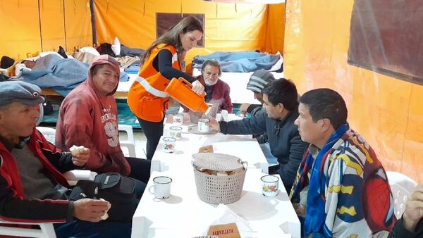 Unas 1.600 personas asistidas en albergues y más de 800 en situación de calle | 1000 Noticias