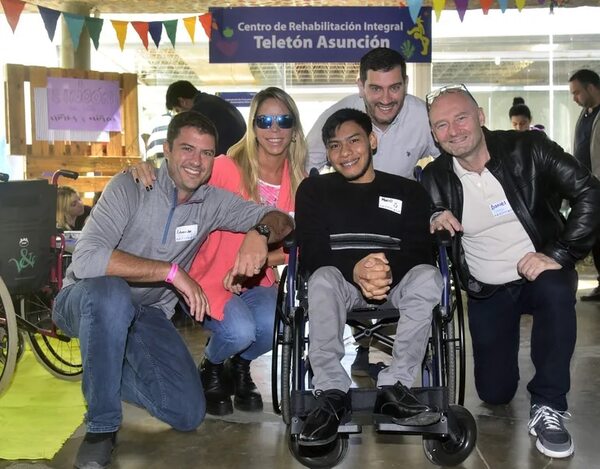 Teletón realizó una jornada de puertas en su Centro de Rehabilitación en Asunción - Sociales - ABC Color