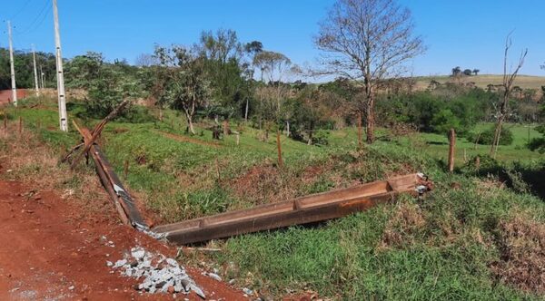 Trabajador muere tras caer de la columna de la ANDE
