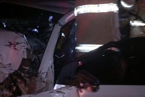 Violento accidente en Raúl Peña deja tres personas heridas