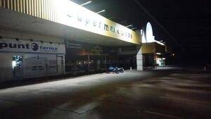 Guardias de seguridad frustran asalto de supermercado - La Clave