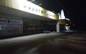 Guardias de supermercado se enfrentan a tiros con asaltantes en Ciudad del Este – Prensa 5