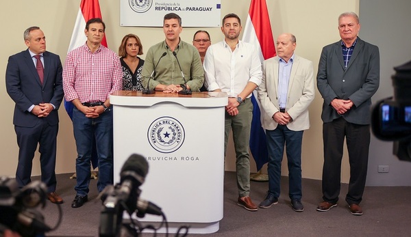 Piden informes sobre la “Cumbre de Poderes”