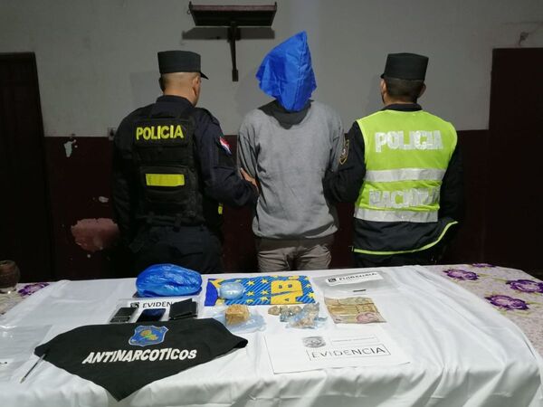 DETIENEN A PRESUNTO MICROTRAFICANTE EN EL PREDIO DEL HOSPITAL REGIONAL DE ENCARNACIÓN