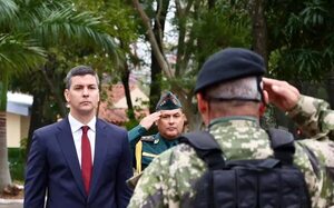 Santiago Peña prohibió “lobby” parlamentario a sus ministros: “Sepan que nos vamos a enterar”  - Política - ABC Color