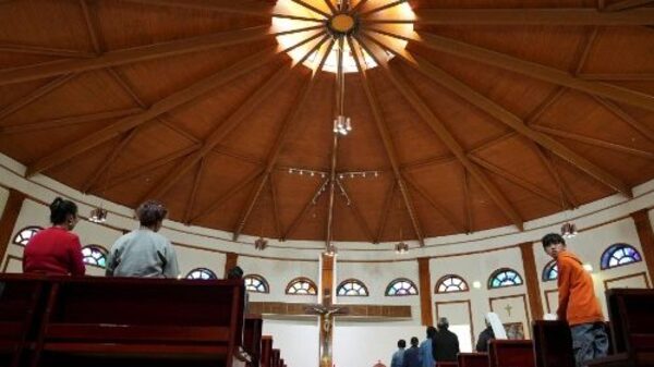 El Papa va a Mongolia, porque en la Iglesia no cuentan los números - Portal Digital Cáritas Universidad Católica