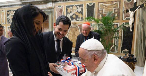 La Nación / Presidente de Diputados se reunió con el papa Francisco