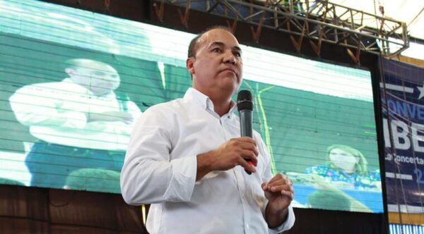 Destituyen a efrainista de la vicedirección del PLRA