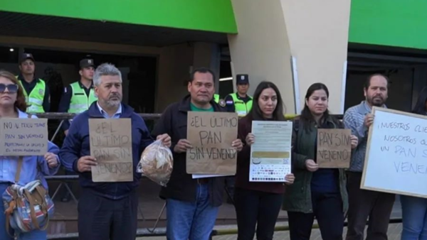 Movilizados contra el trigo transgénico, exigen al MAG pan sin veneno