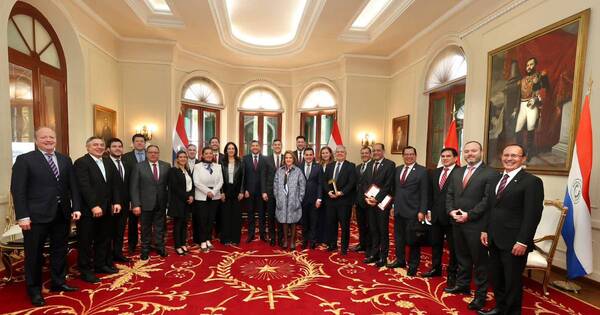 La Nación / Peña se hace eco de caso de feminicidio y asegura lucha frontal contra el flagelo