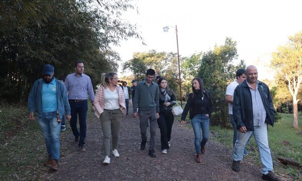 Ministra de turismo desarrolló jornada de trabajo en Alto Paraná