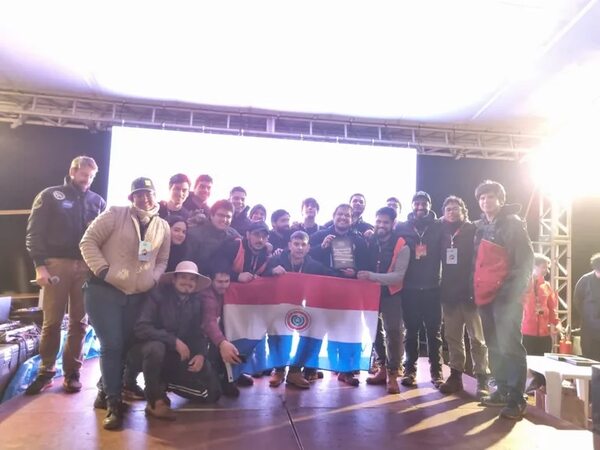 Video: el exitoso logro del equipo del Urutau I, cohete paraguayo - Tecnología - ABC Color