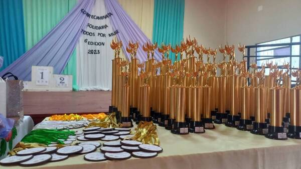 EXITOSA CORRECAMINATA SOLIDARIA «TODOS POR MUSE»