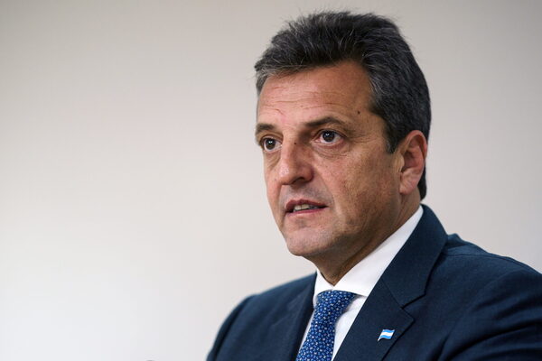 Sergio Massa visita Brasil en el doble papel de ministro y candidato presidencial argentino - MarketData