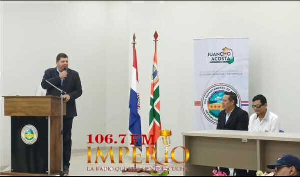 Gobernación hizo entrega de anteojos a personas con discapacidad visual - Radio Imperio 106.7 FM