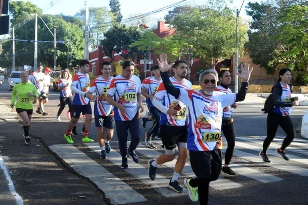 Con corrida, festivales y desfile celebraron los 142 años de San Bernardino - Nacionales - ABC Color