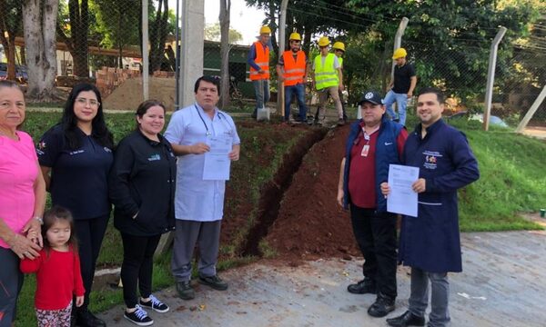Inicia obra de conexión de agua potable en USF de Remansito
