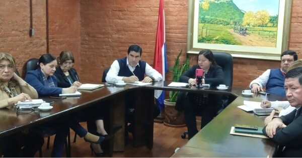 EN REUNIÓN TÉCNICA ENTRE LA CONADERNA Y LA UNIVERSIDAD DE ITAPÚA PRESENTAN ESTUDIOS SOBRE LA GESTIÓN DE RESIDUOS SÓLIDOS