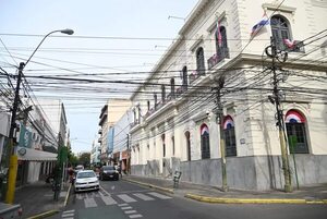 La reacción de comerciantes al plan de retirar cables de la ANDE de la calle Palma - Nacionales - ABC Color