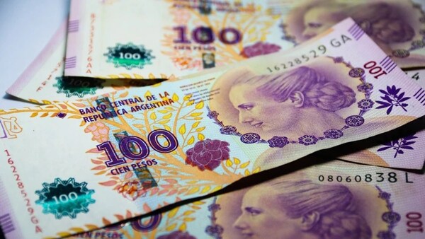 ARGENTINA ANUNCIA MEDIDAS PARA PALIAR EL EFECTO DE LA DEVALUACIÓN DE SU MONEDA