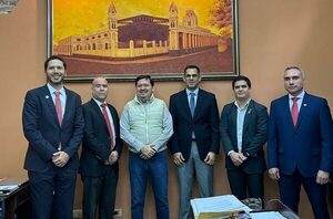 Diario HOY | Facundo Salinas es el nuevo titular de Ferrocarriles del Paraguay