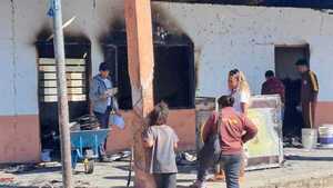 Incendio consume pabellón de una escuela indígena en Puerto Casado