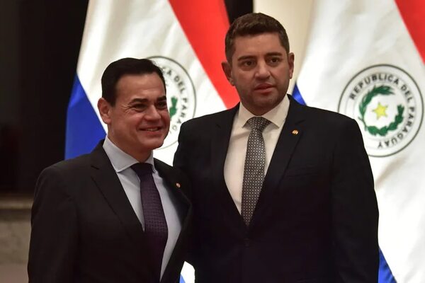 Asociación de diplomáticos de carrera celebra barrida de “políticos” en embajadas y consulados - Política - ABC Color