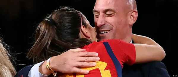 La Federación Española de Fútbol pide la renuncia de Rubiales