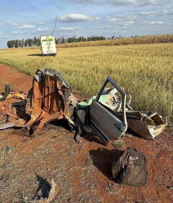 Brutal accidente rutero entre Ponta Porã y Amambai deja tres personas fallecidas