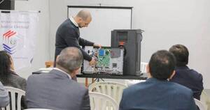 La Nación / Verifican sistema de las máquinas de votación