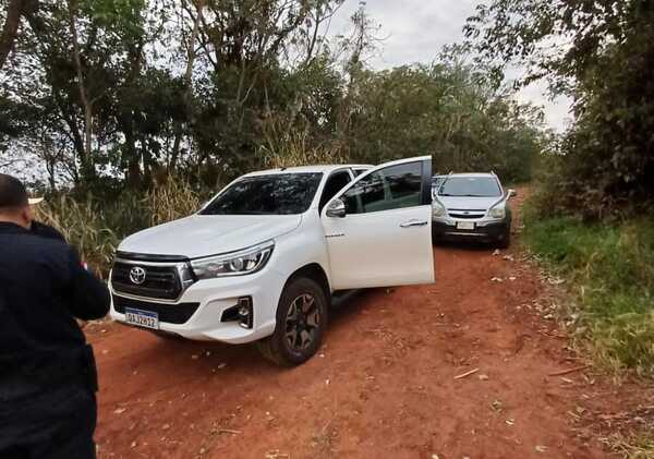 Recuperan camioneta robada en territorio brasilero - Oasis FM 94.3