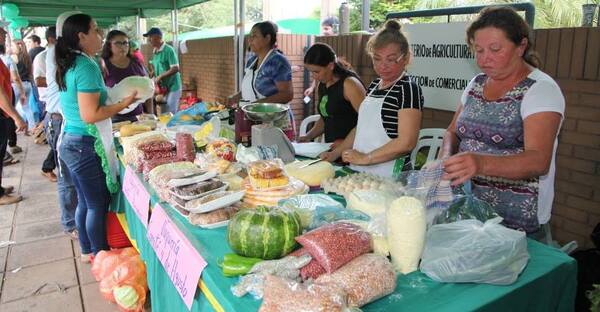 Productores organizan feria agropecuaria frente al MAG este jueves 31 de agosto