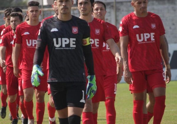 3 de Febrero visita a Independiente