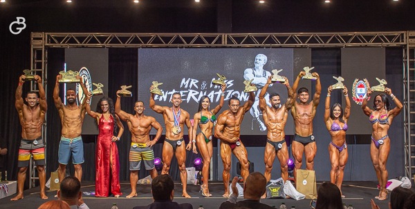 Paraguayas en lo más alto de torneo internacional de Fisicoculturismo - .::Agencia IP::.