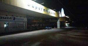 La Nación / Guardias logran frustrar asalto a un supermercado