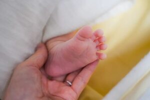 Mozart  alivia el dolor en los recién nacidos durante un análisis de sangre - Ciencia - ABC Color