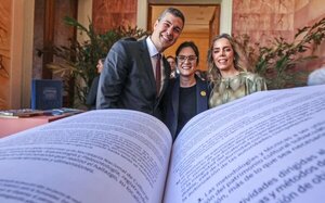 "Día Nacional de la Lectura": Paraguay tiene una ley que busca promover el hábito, en español y en guaraní - MarketData
