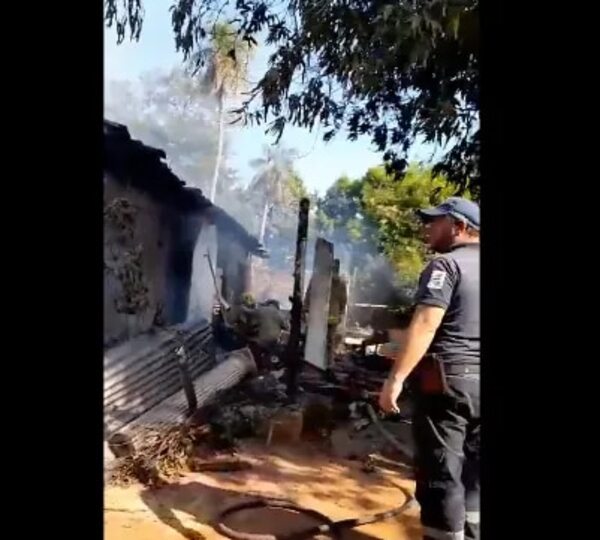 Anciano muere y otras dos personas resultan heridas en incendio en Lambaré - Nacionales - ABC Color