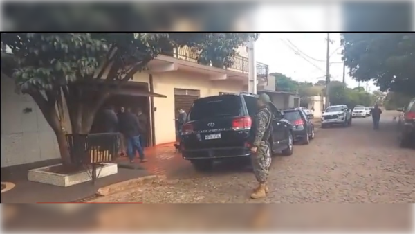 Roban camioneta de la casa del gobernador de Amambay