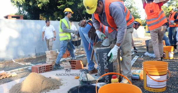 La Nación / Campeonato de albañiles: concursantes están entusiasmados por demostrar aptitudes