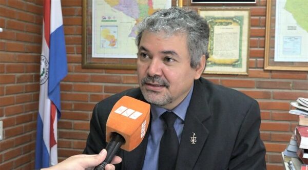 Imputan a juez por supuesto acoso sexual de limpiadora del juzgado - Noticiero Paraguay