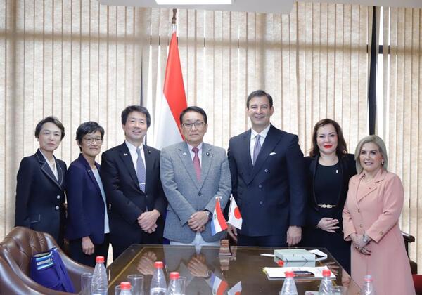 Titular del Congreso recibe a comitiva de la Cámara de Consejeros de Japón - ADN Digital