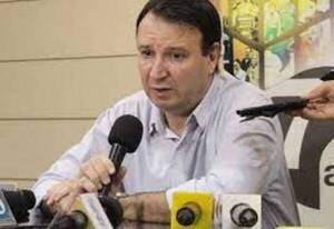 Nombran consejero de IPS a médico que renunció por polémico caso de amputación
