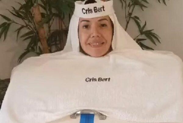 ¡Periodista muestra tratamiento post-chikungunya!