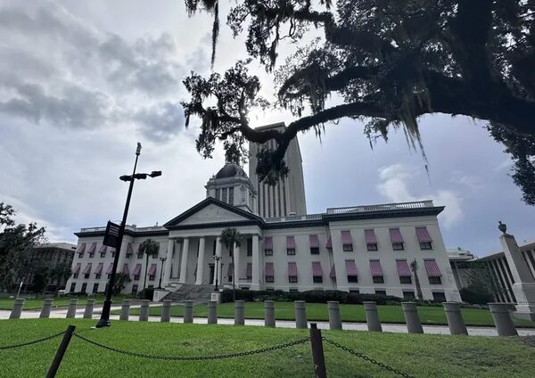 Gobernador de Florida: “Es el momento decisivo” para evacuar ante azote de “gran huracán” - Mundo - ABC Color