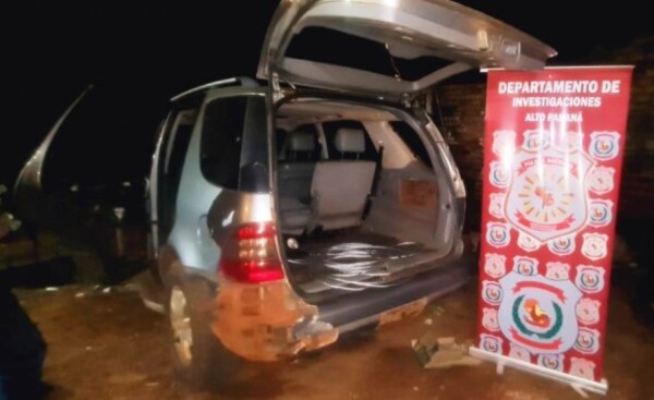 Localizan camioneta utilizada en intento de robo de cajero
