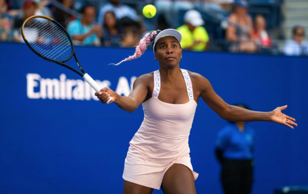 Versus / Venus Williams es barrida en su partido 100 en el Abierto de EEUU