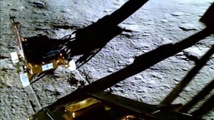Robot confirma presencia de azufre en el polo sur de la Luna