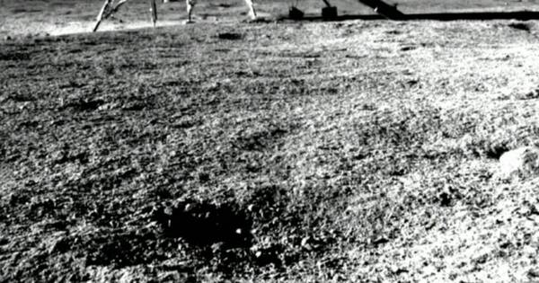 La Nación / Robot indio halla azufre en el polo sur de la Luna